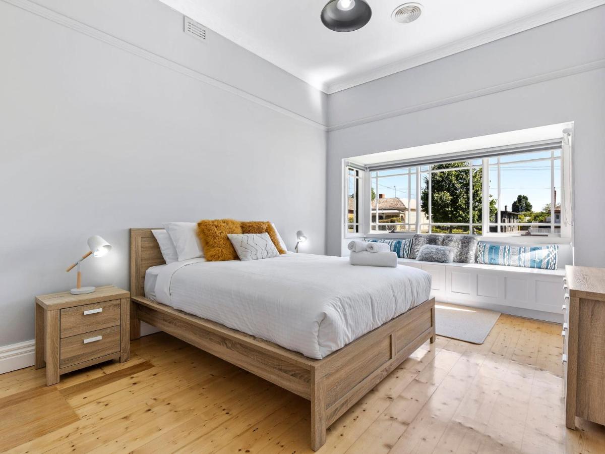 Stunning 4Br Cottage In The Heart Of Ballarat - Pet Friendly & Fast Wifi Екстер'єр фото