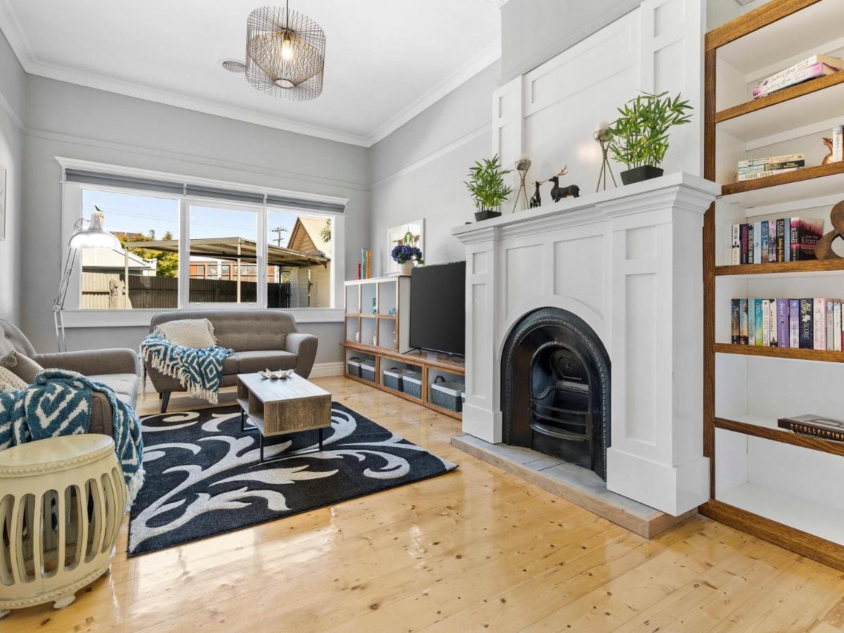 Stunning 4Br Cottage In The Heart Of Ballarat - Pet Friendly & Fast Wifi Екстер'єр фото